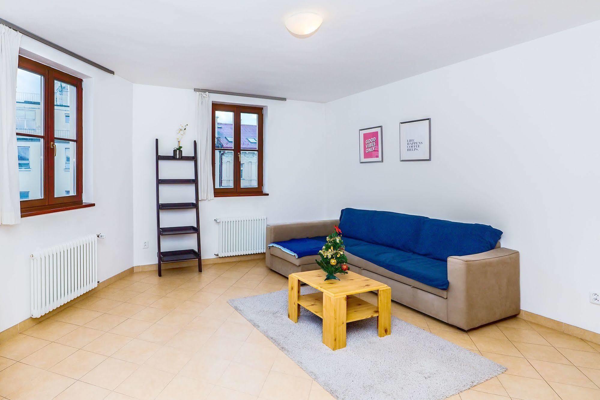 Ginosi Elema Apartel Prague Extérieur photo